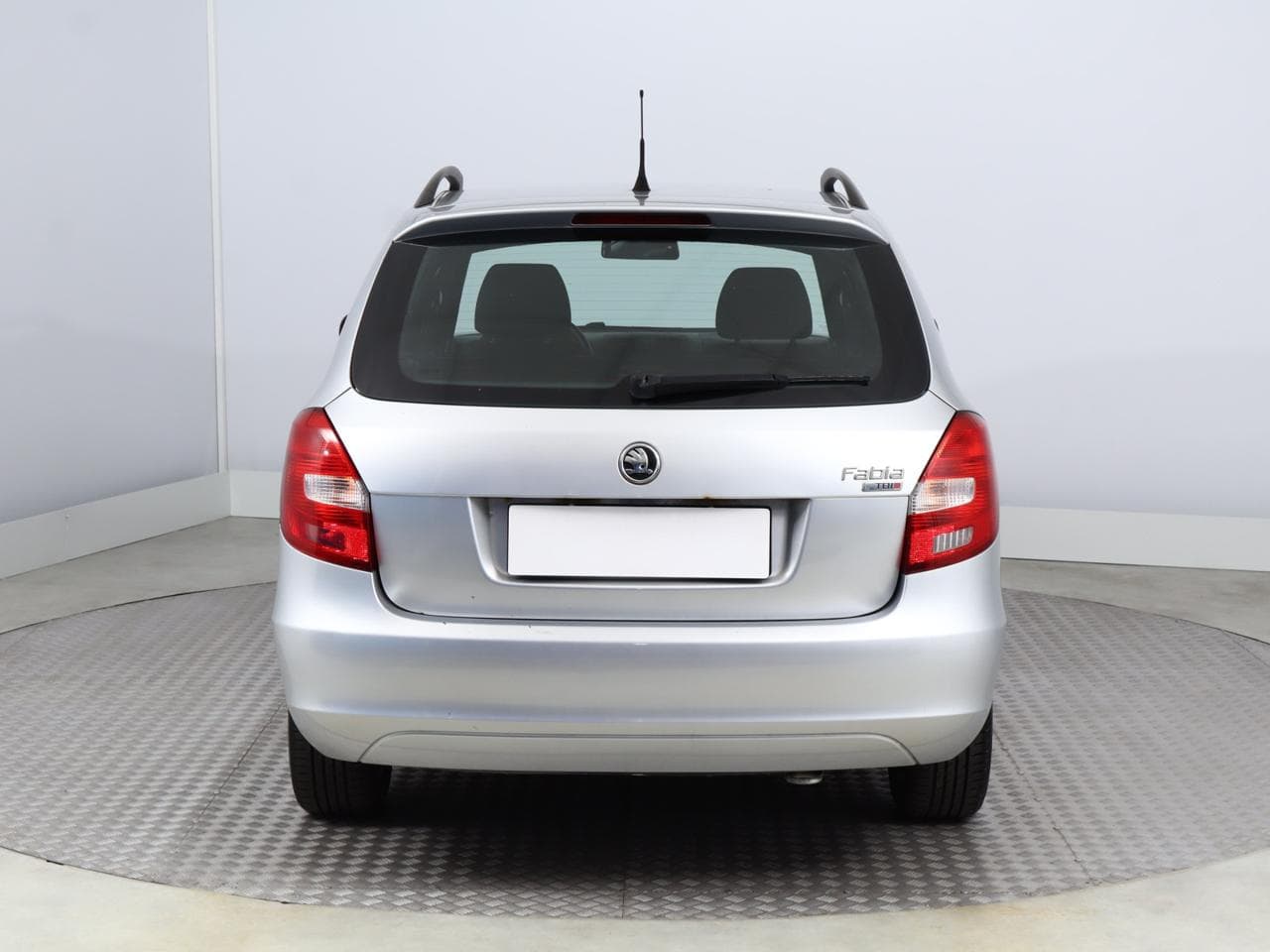 2010 Škoda FABIA - 6
