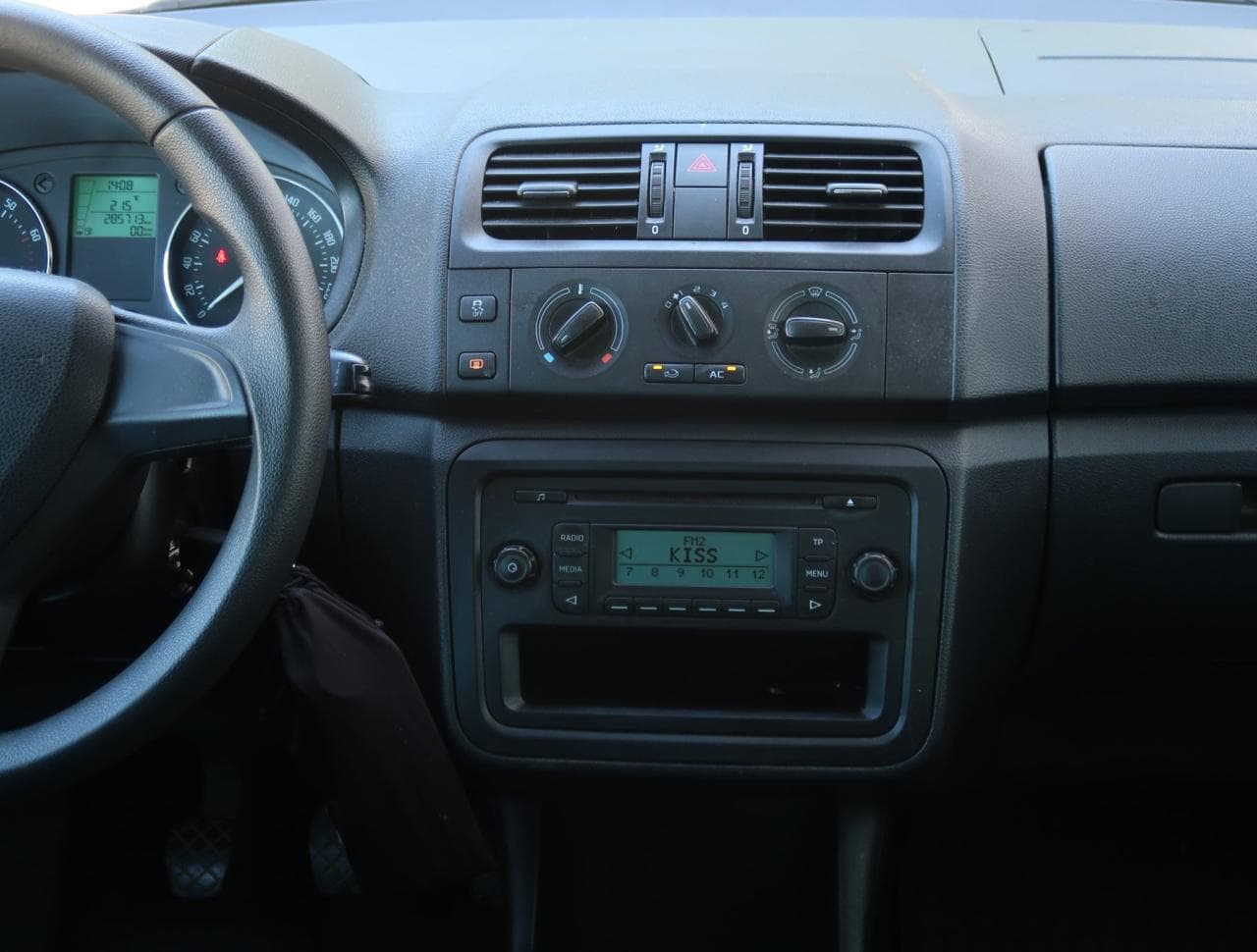 2013 Škoda FABIA - 18