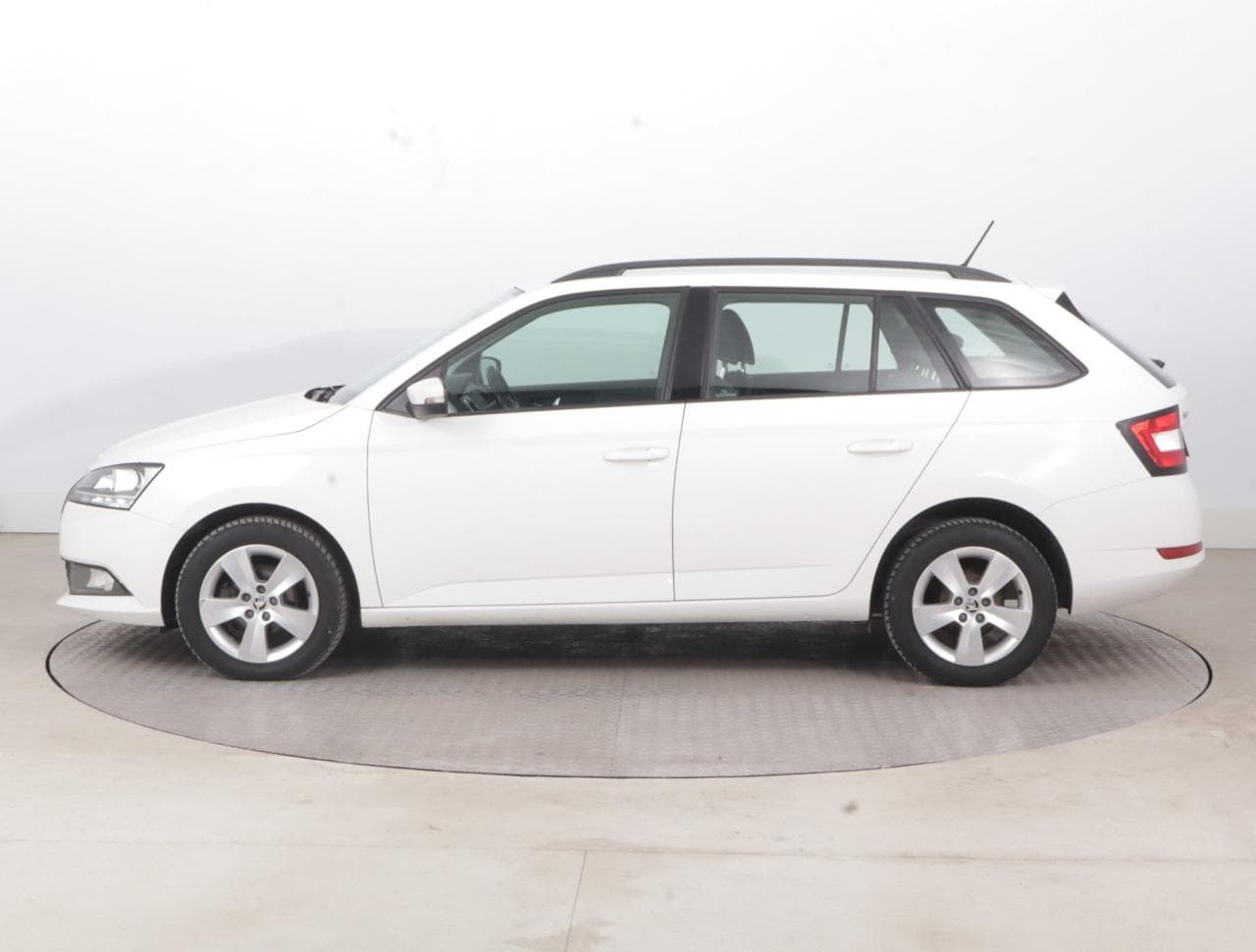 2019 Škoda FABIA - 4