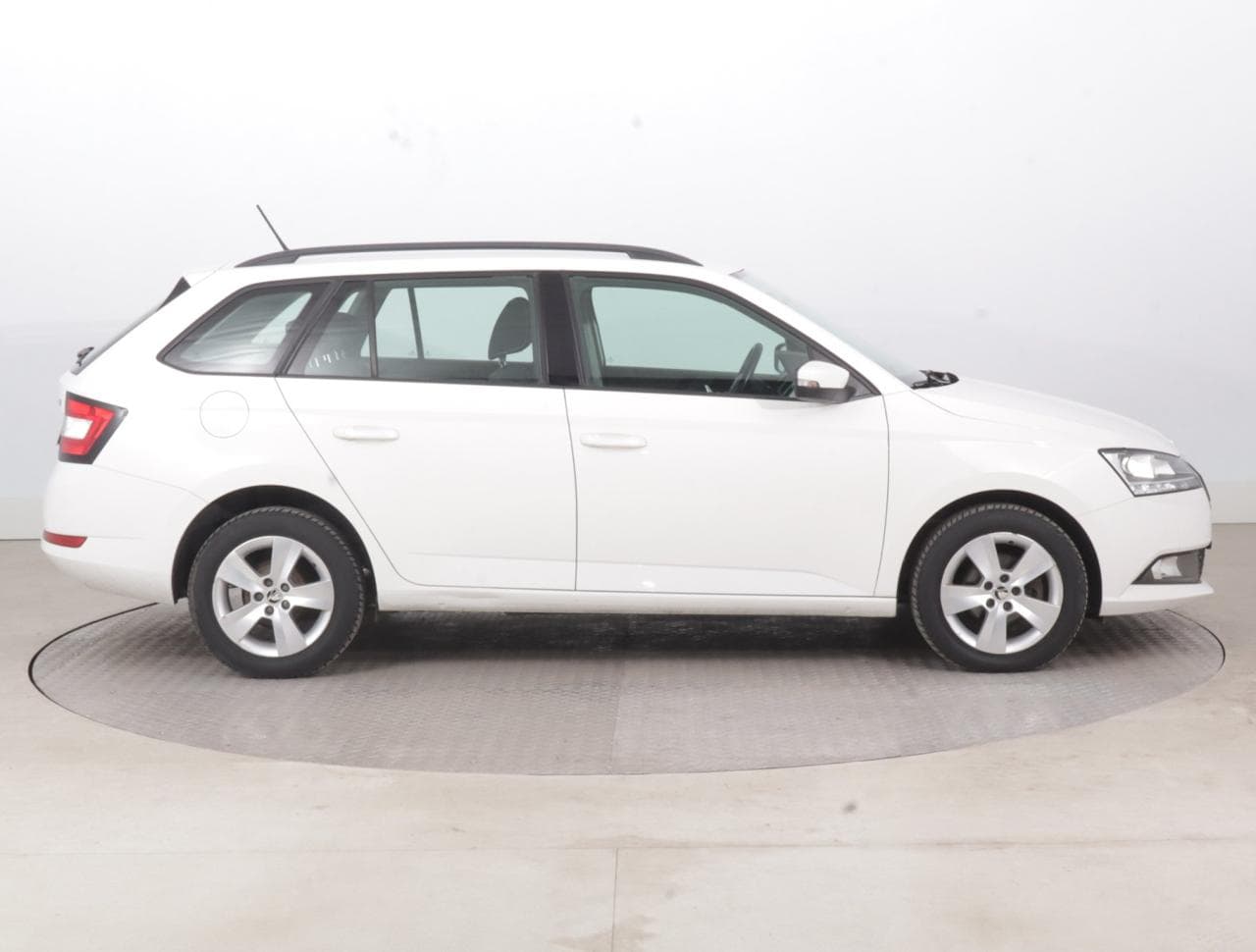 2019 Škoda FABIA - 8
