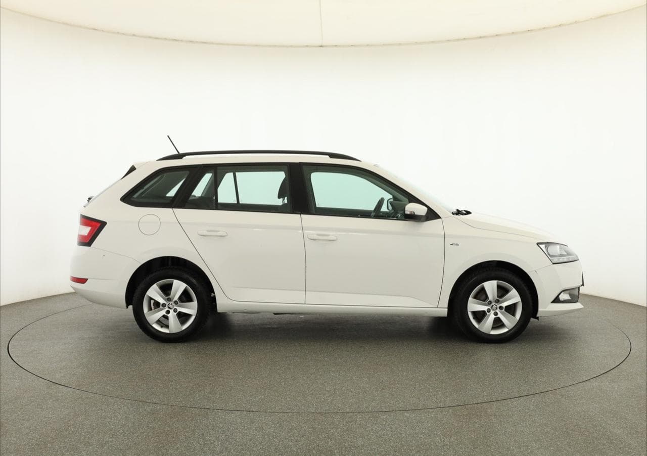 2020 Škoda FABIA - 8