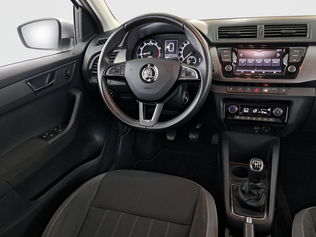 2018 Škoda FABIA - 9