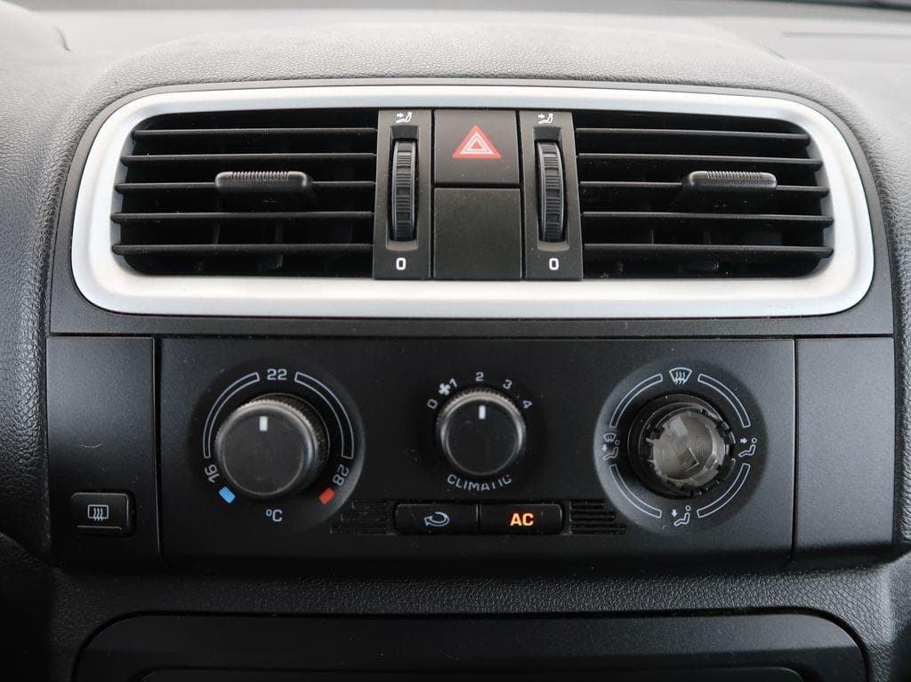 2009 Škoda FABIA - 18