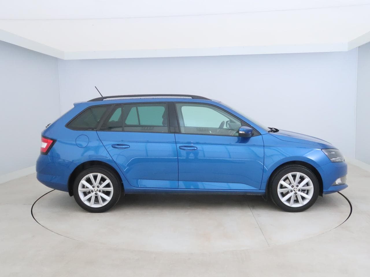 2017 Škoda FABIA - 8