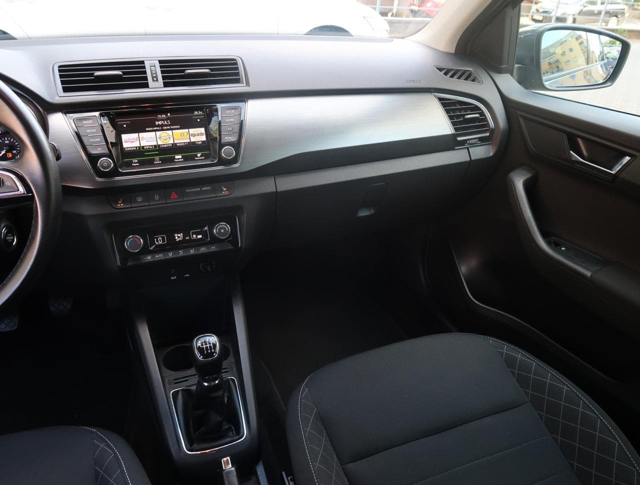 2016 Škoda FABIA - 11