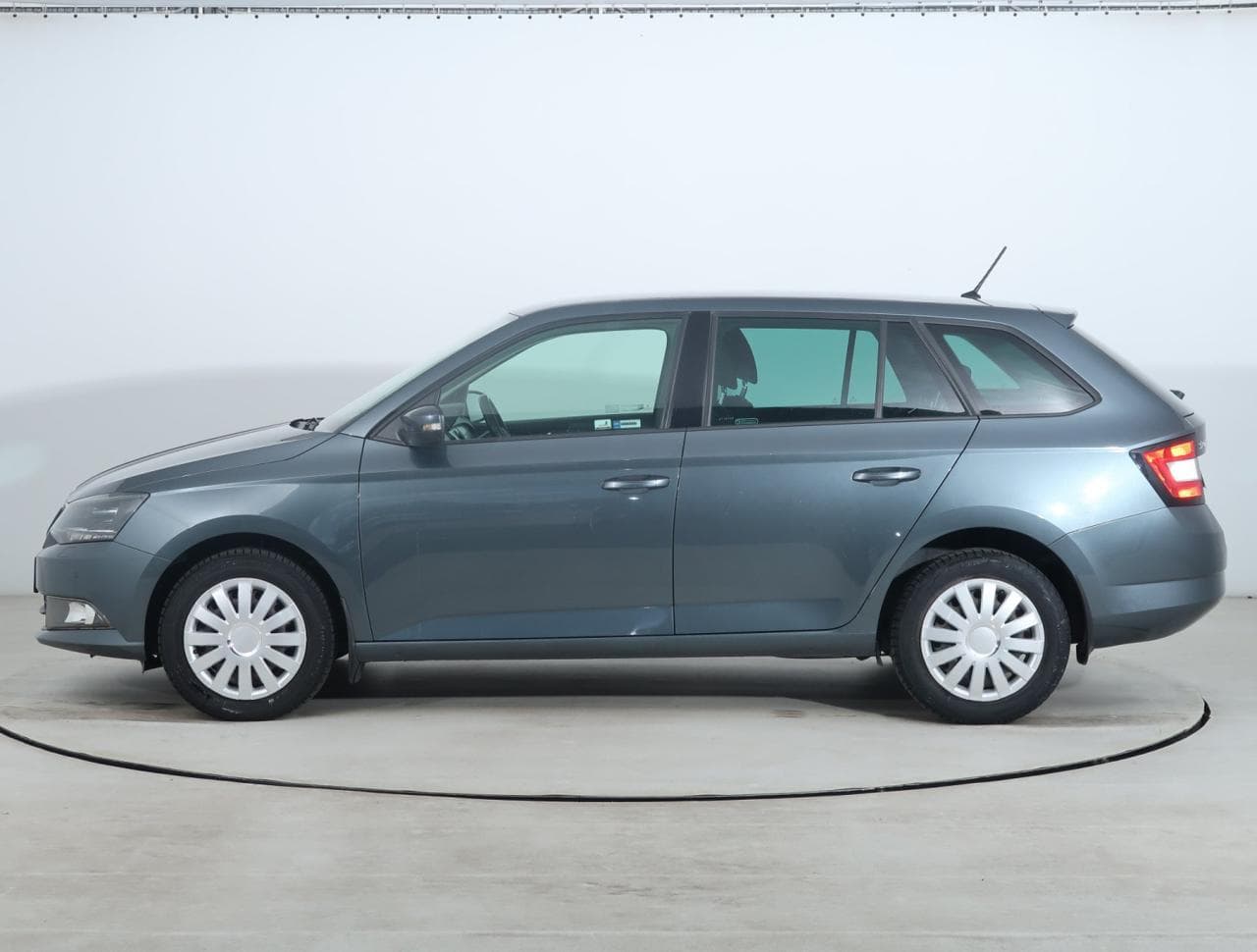 2016 Škoda FABIA - 4