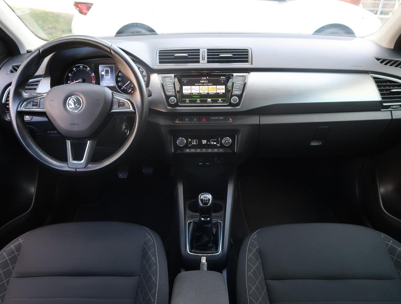 2016 Škoda FABIA - 10