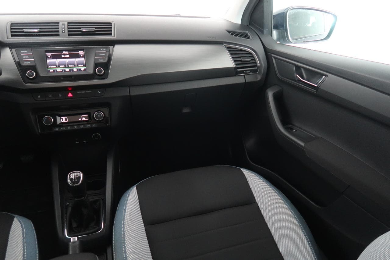 2017 Škoda FABIA - 11