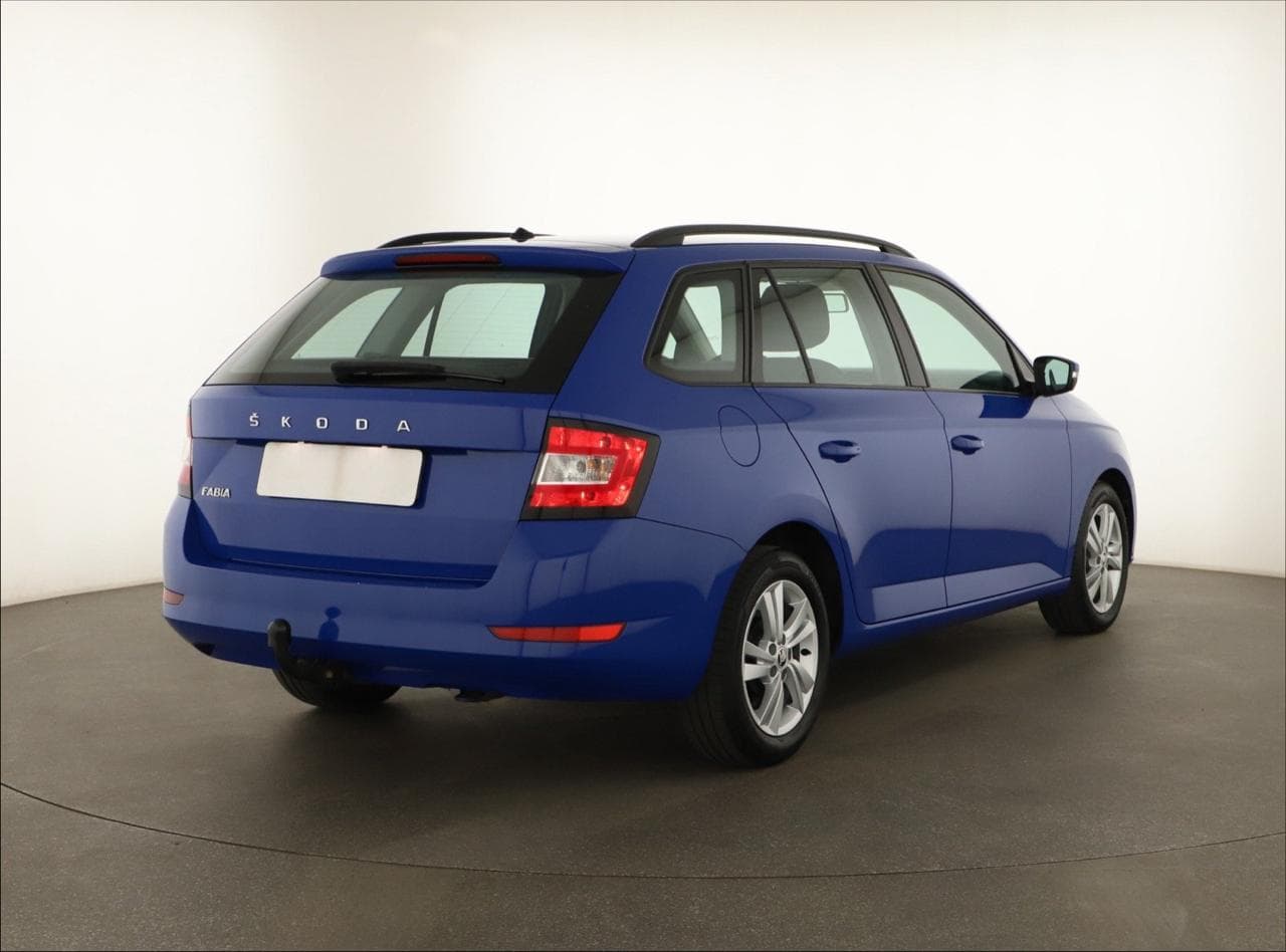 2021 Škoda FABIA - 7