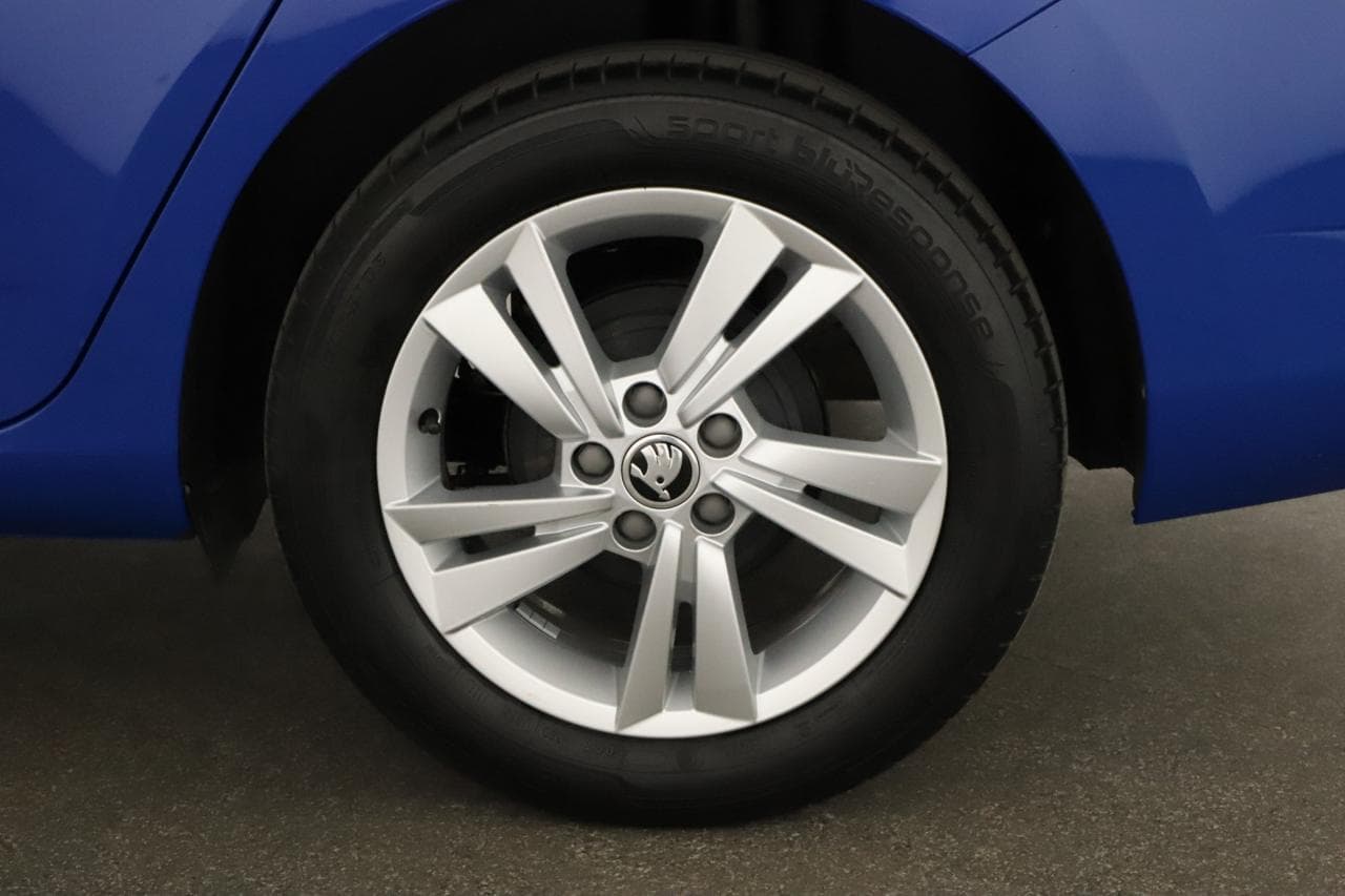 2021 Škoda FABIA - 19