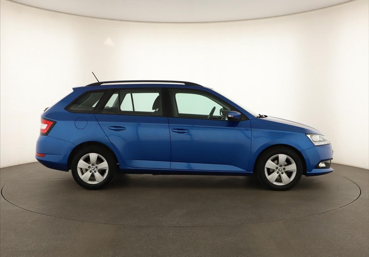 2021 Škoda FABIA - 8