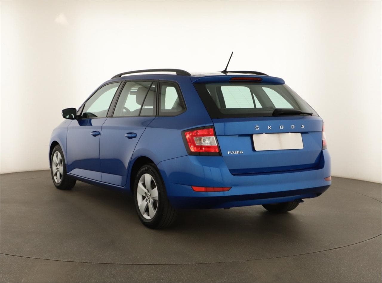 2021 Škoda FABIA - 5