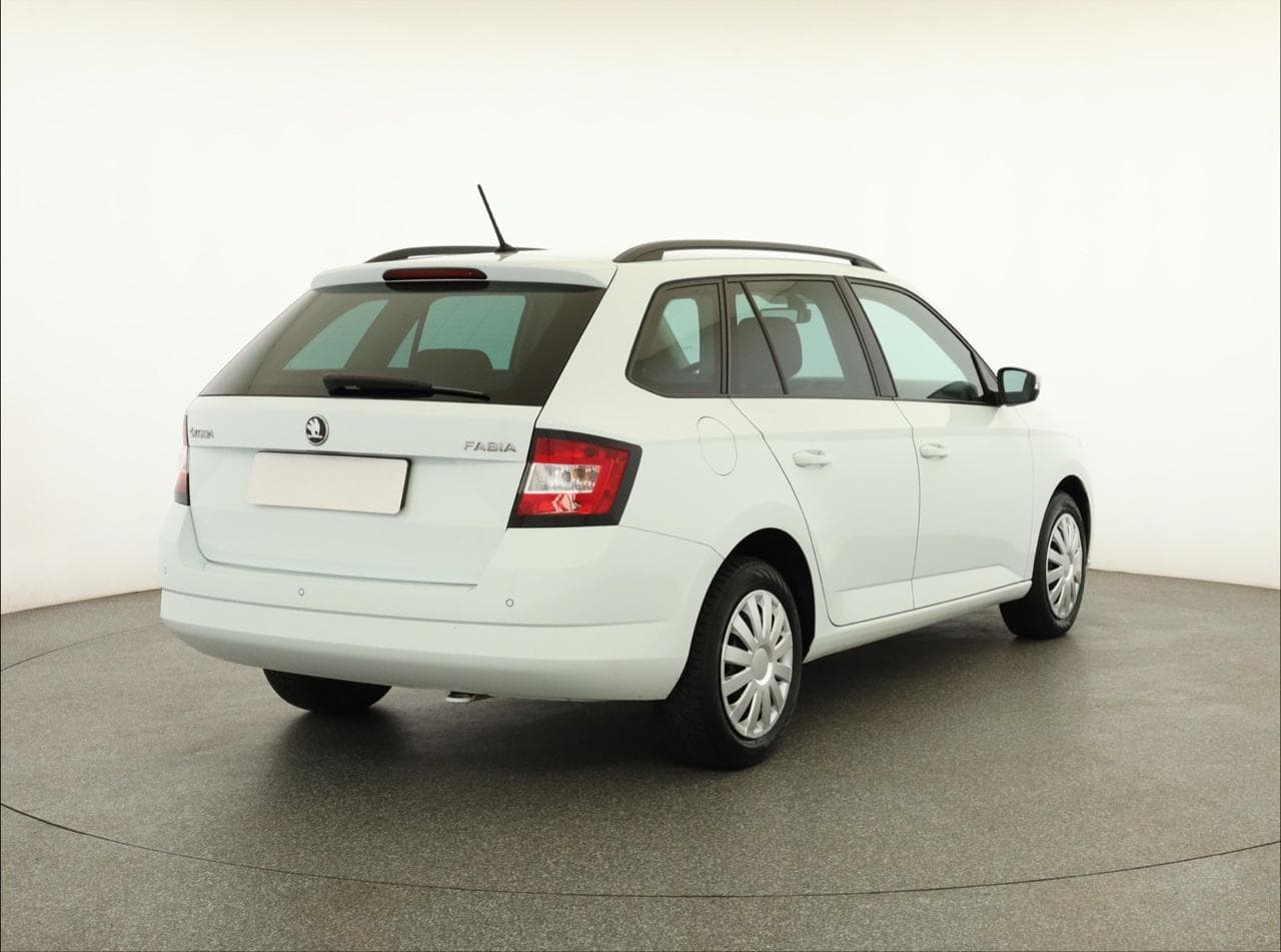 2017 Škoda FABIA - 7