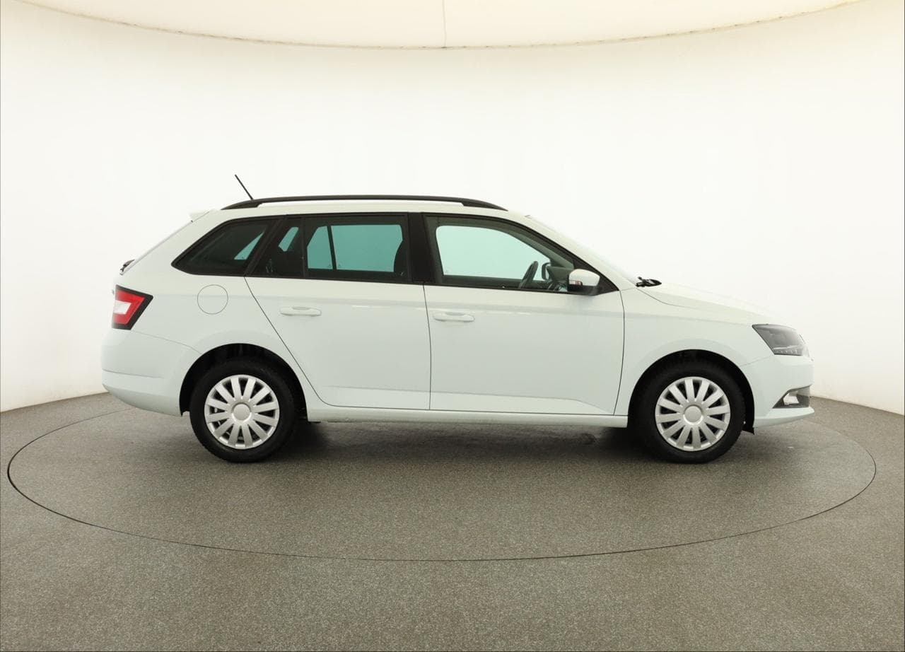 2017 Škoda FABIA - 8