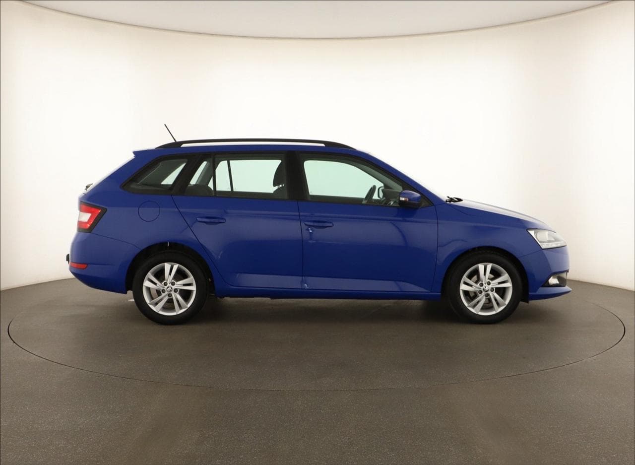 2021 Škoda FABIA - 8