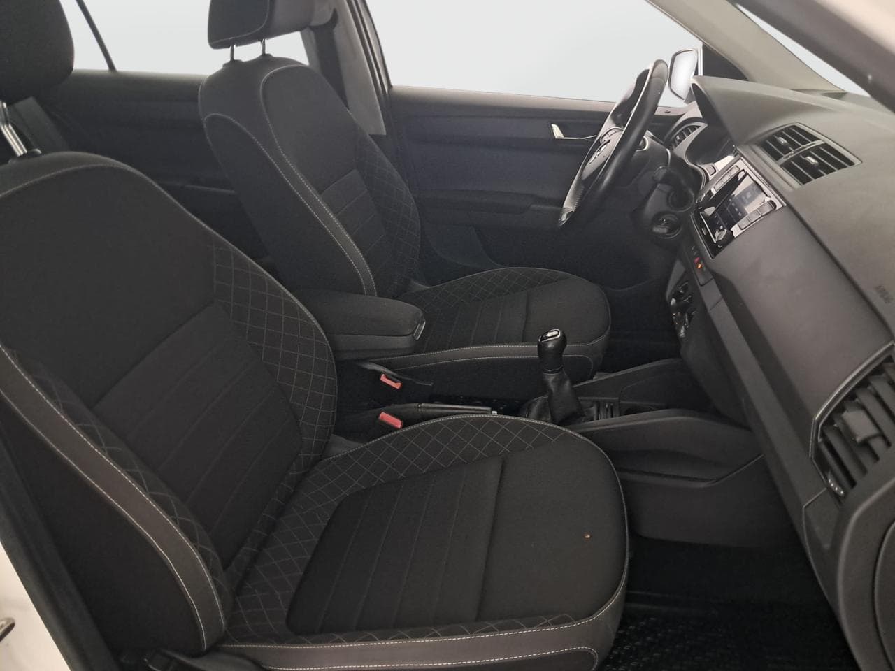 2021 Škoda FABIA - 12