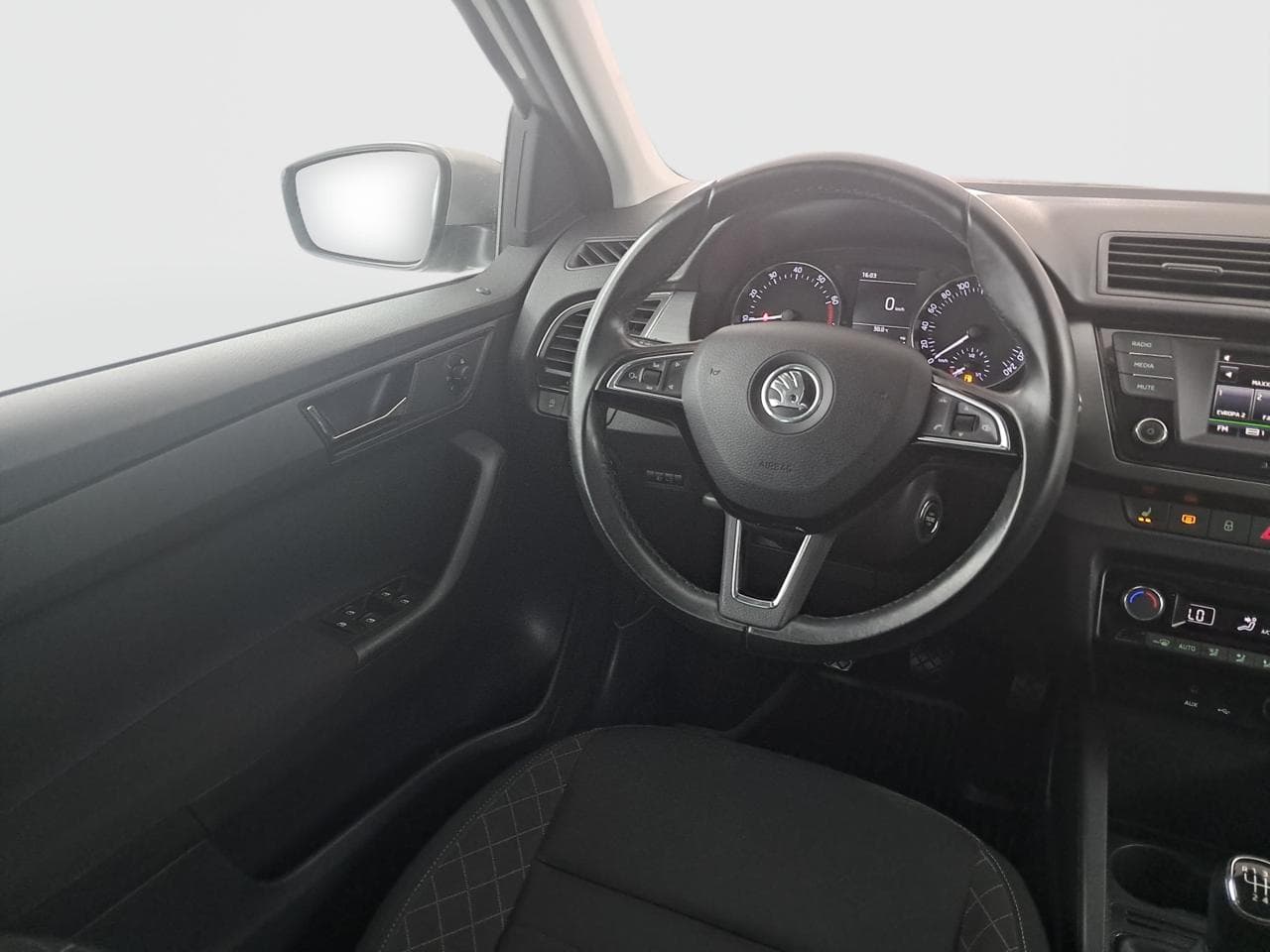 2017 Škoda FABIA - 9