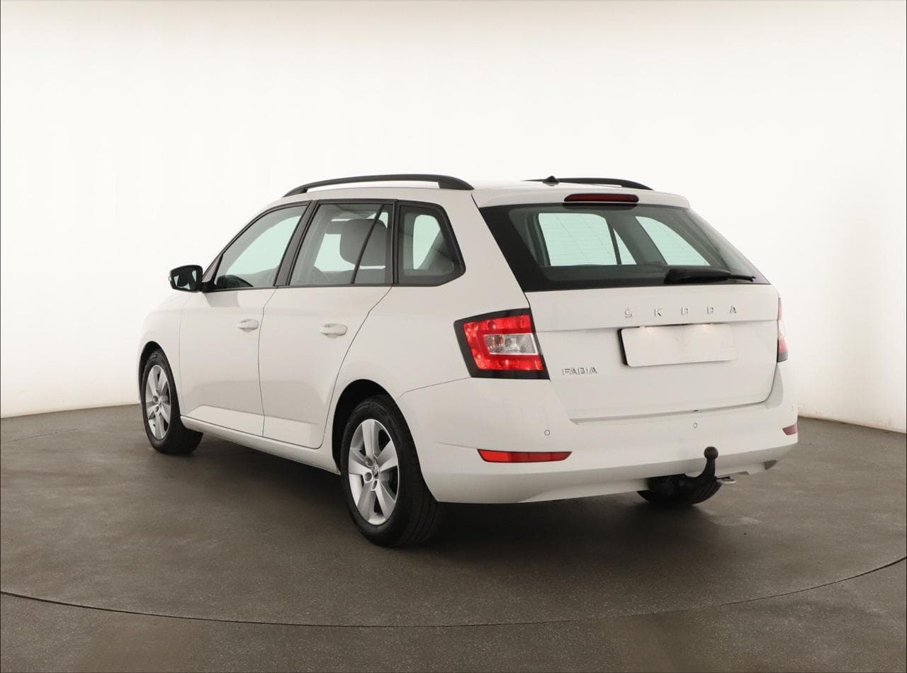 2021 Škoda FABIA - 5