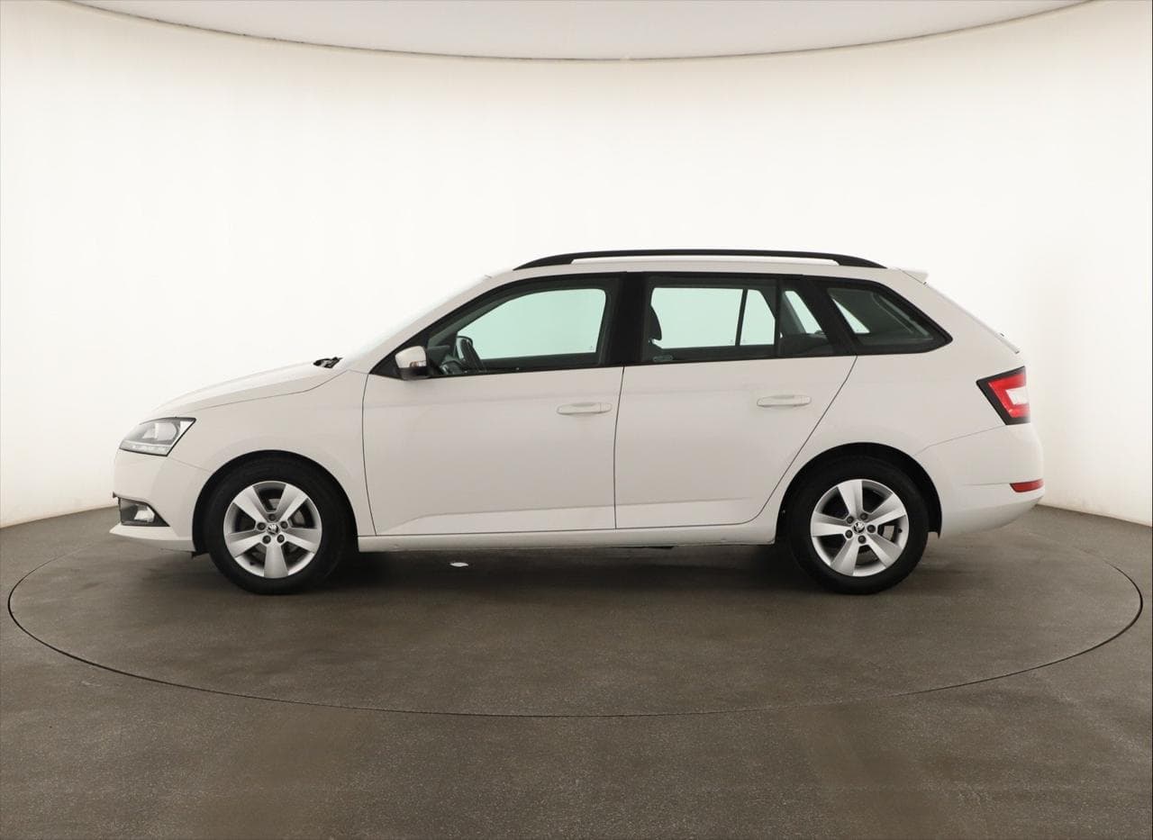 2021 Škoda FABIA - 4
