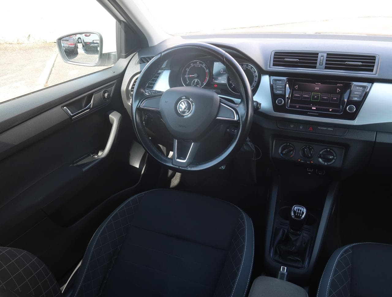 2018 Škoda FABIA - 9