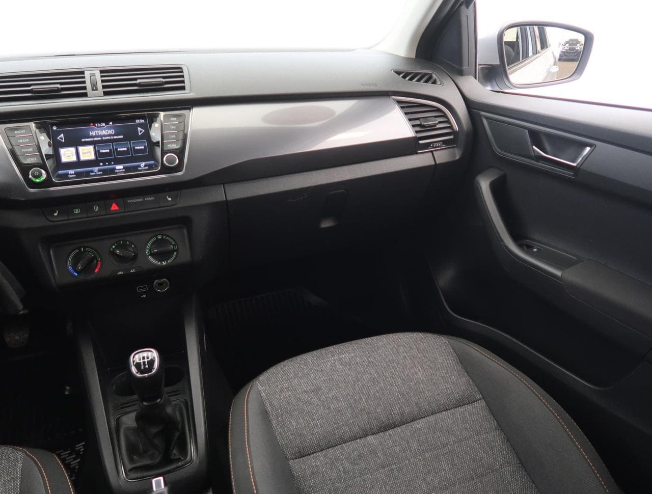 2021 Škoda FABIA - 11