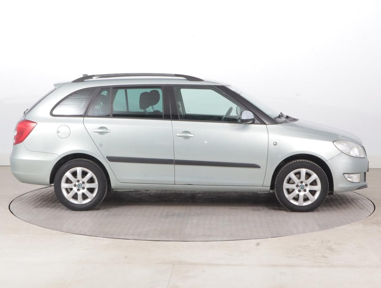 2011 Škoda FABIA - 8