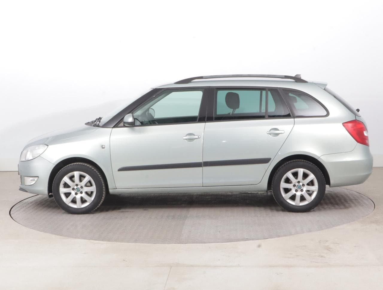 2011 Škoda FABIA - 4