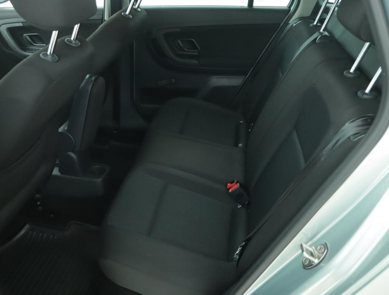 2011 Škoda FABIA - 15
