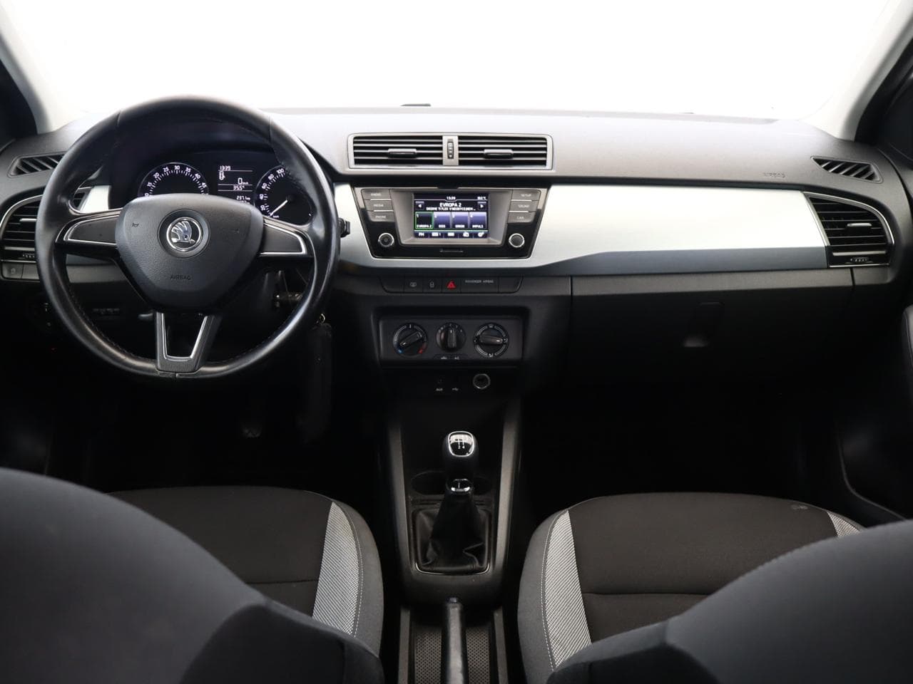 2015 Škoda FABIA - 9