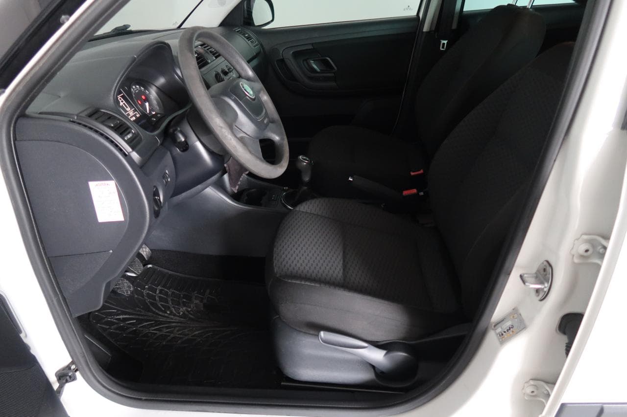 2012 Škoda FABIA - 16