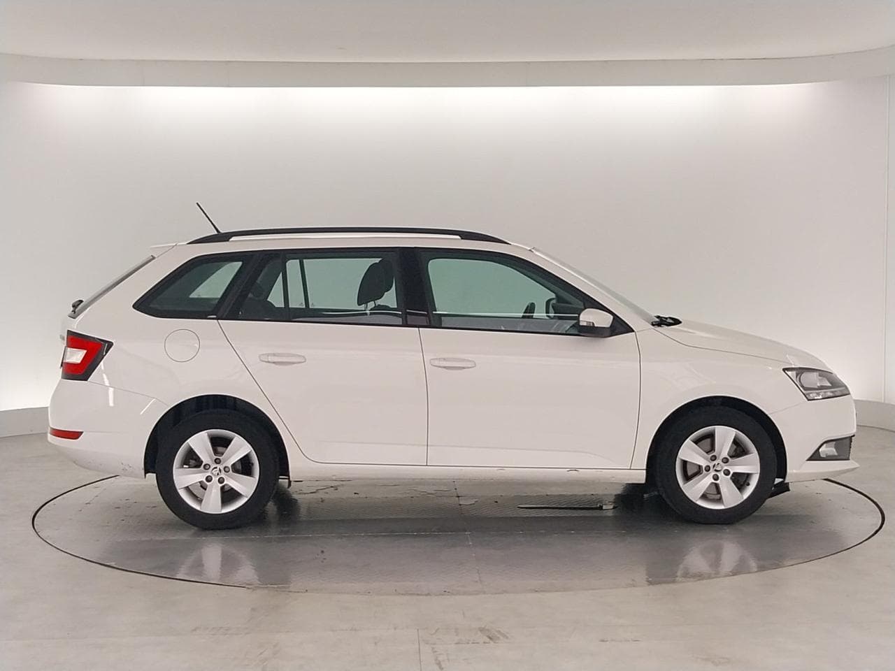 2019 Škoda FABIA - 4