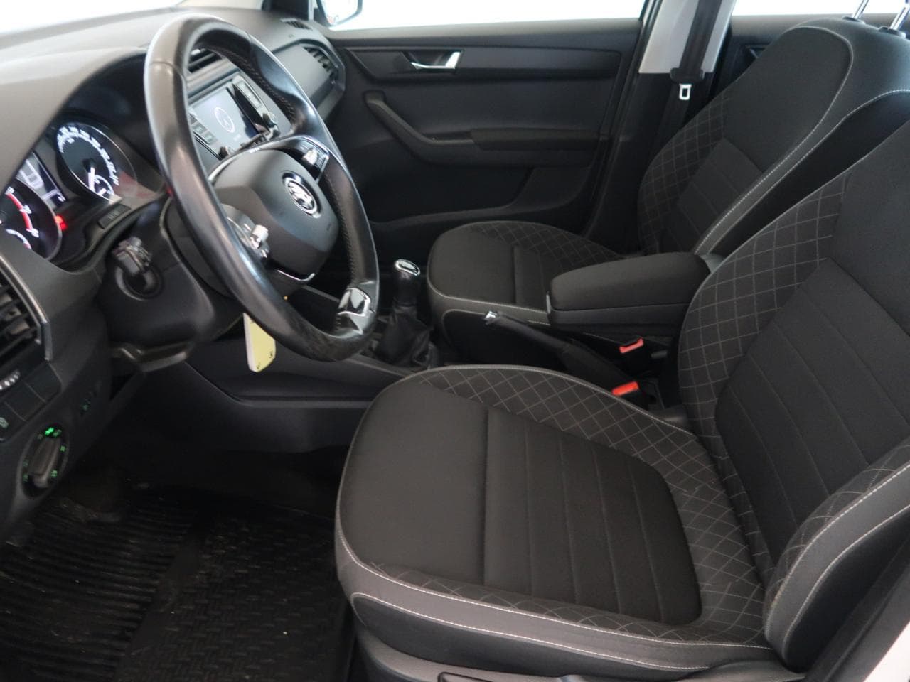 2022 Škoda FABIA - 16