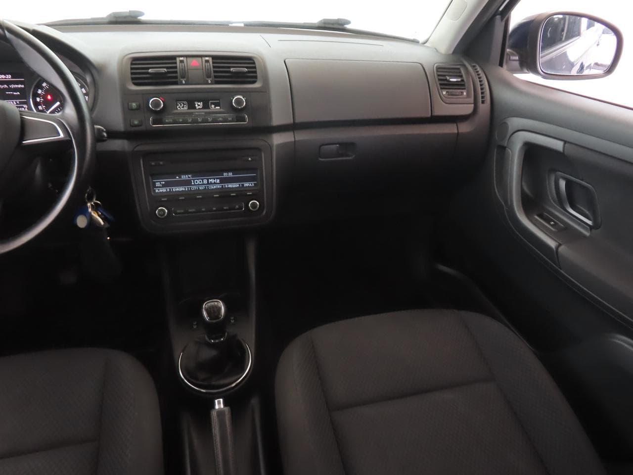 2014 Škoda FABIA - 11