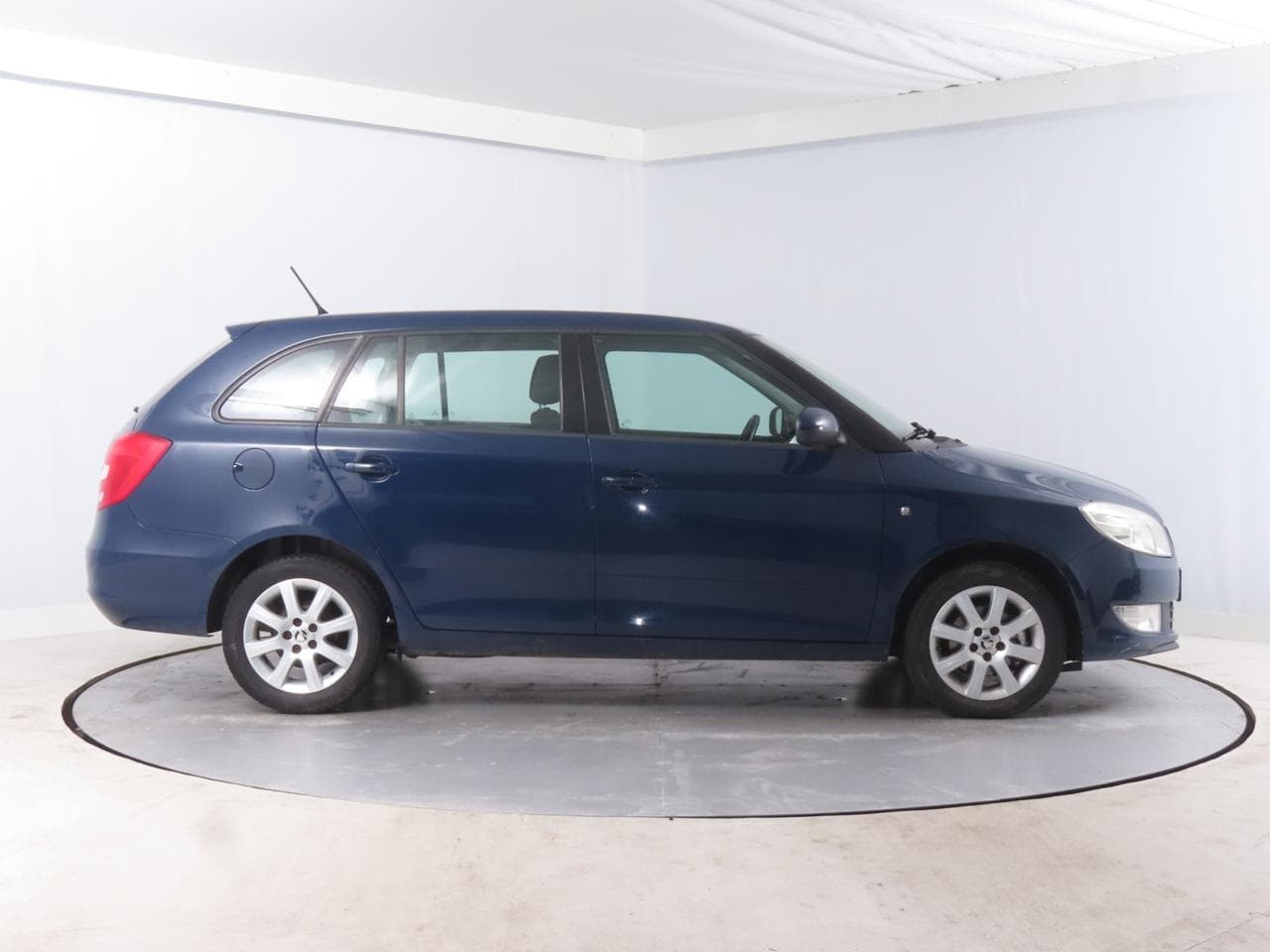 2014 Škoda FABIA - 8