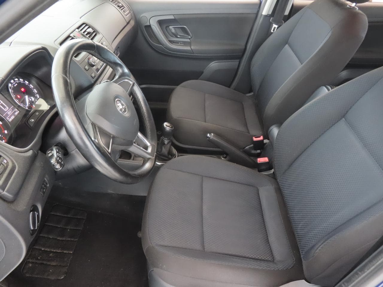 2014 Škoda FABIA - 16