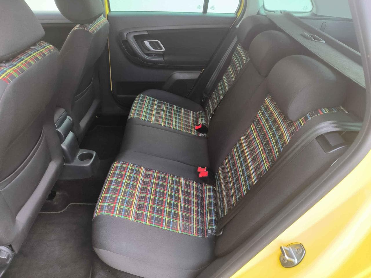 2013 Škoda FABIA - 10