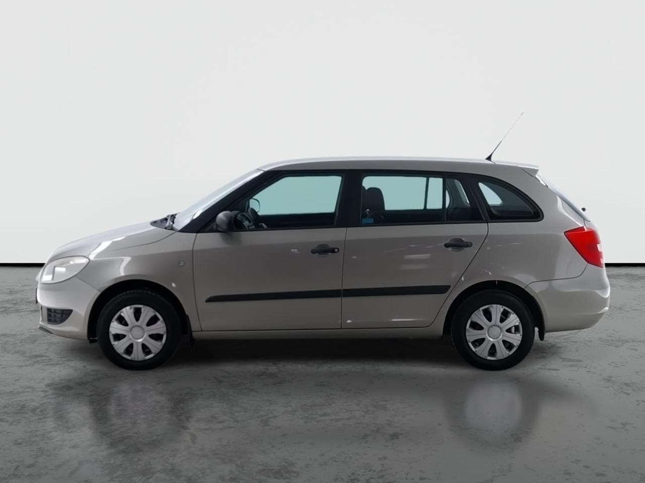 2011 Škoda FABIA - 4