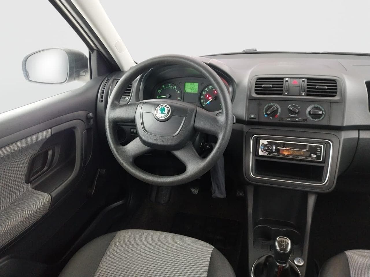 2011 Škoda FABIA - 9