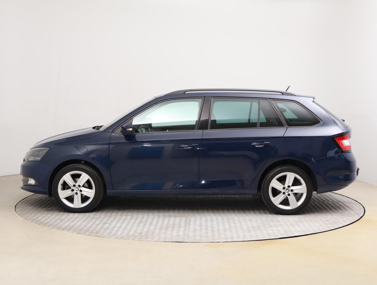 2016 Škoda FABIA - 4