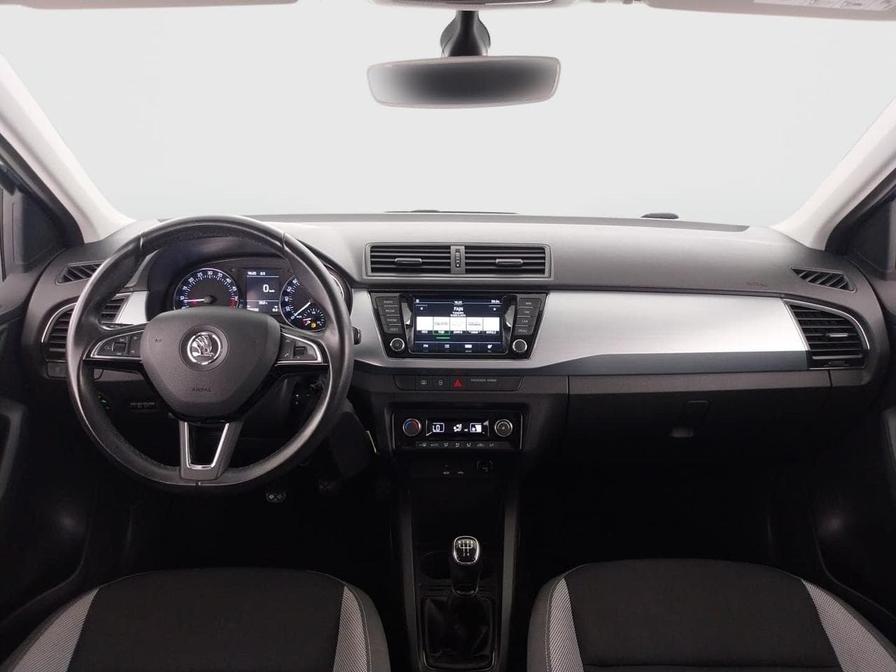 2016 Škoda FABIA - 11