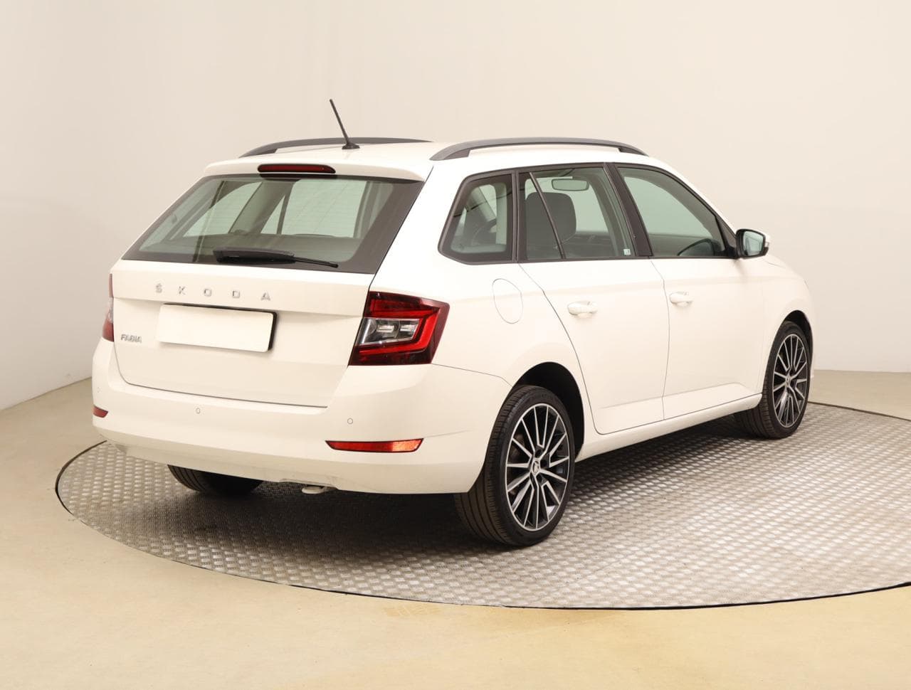 2019 Škoda FABIA - 7