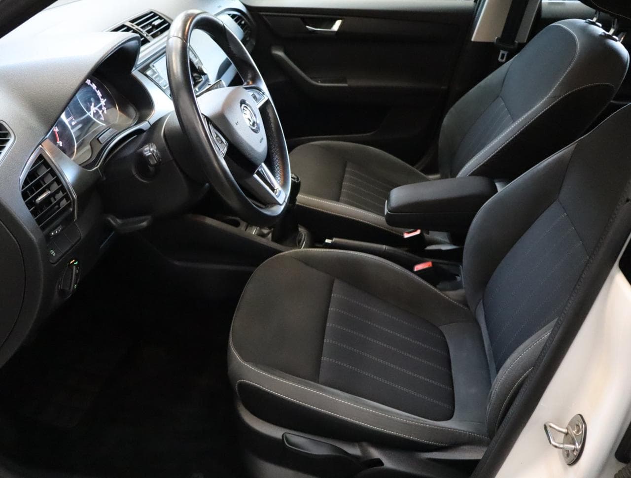 2019 Škoda FABIA - 16