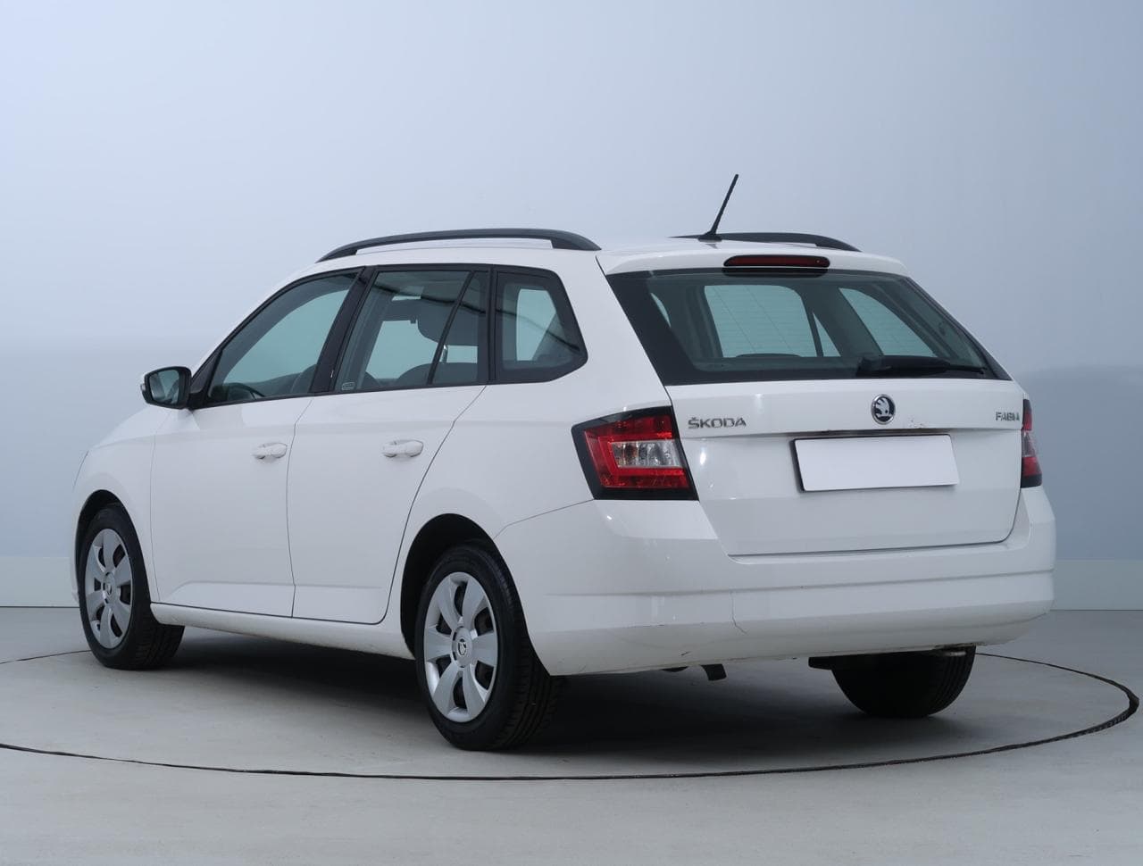 2016 Škoda FABIA - 5