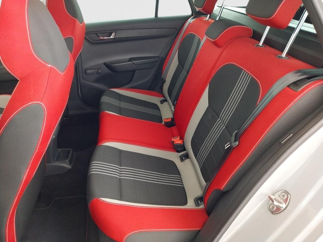 2017 Škoda FABIA - 14