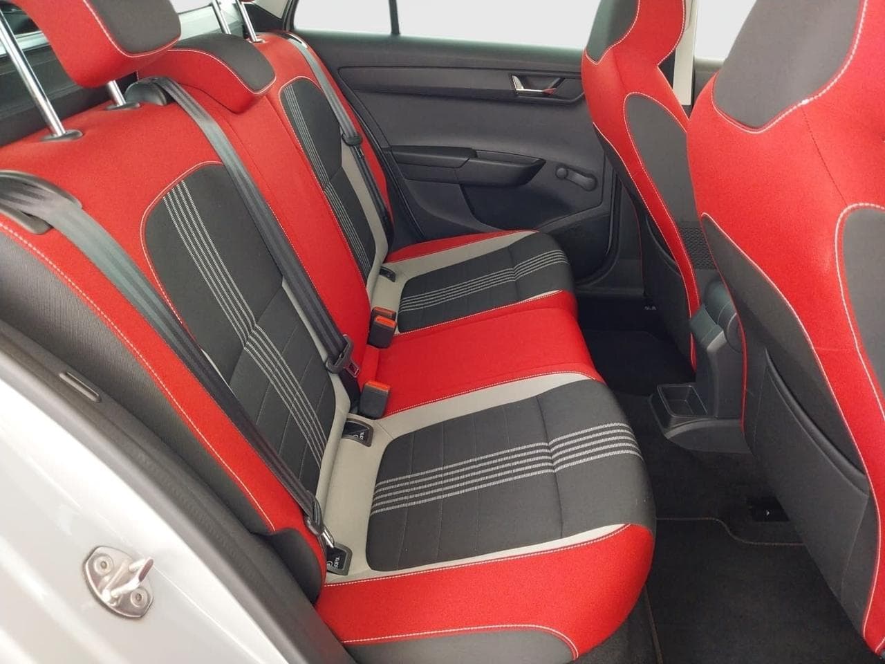2017 Škoda FABIA - 13