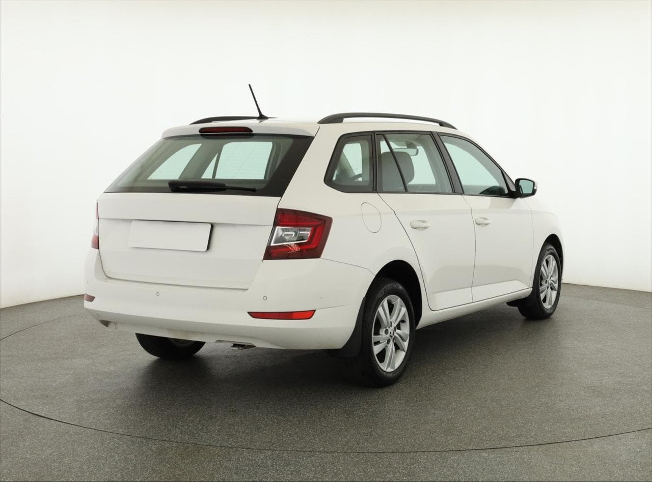 2021 Škoda FABIA - 7