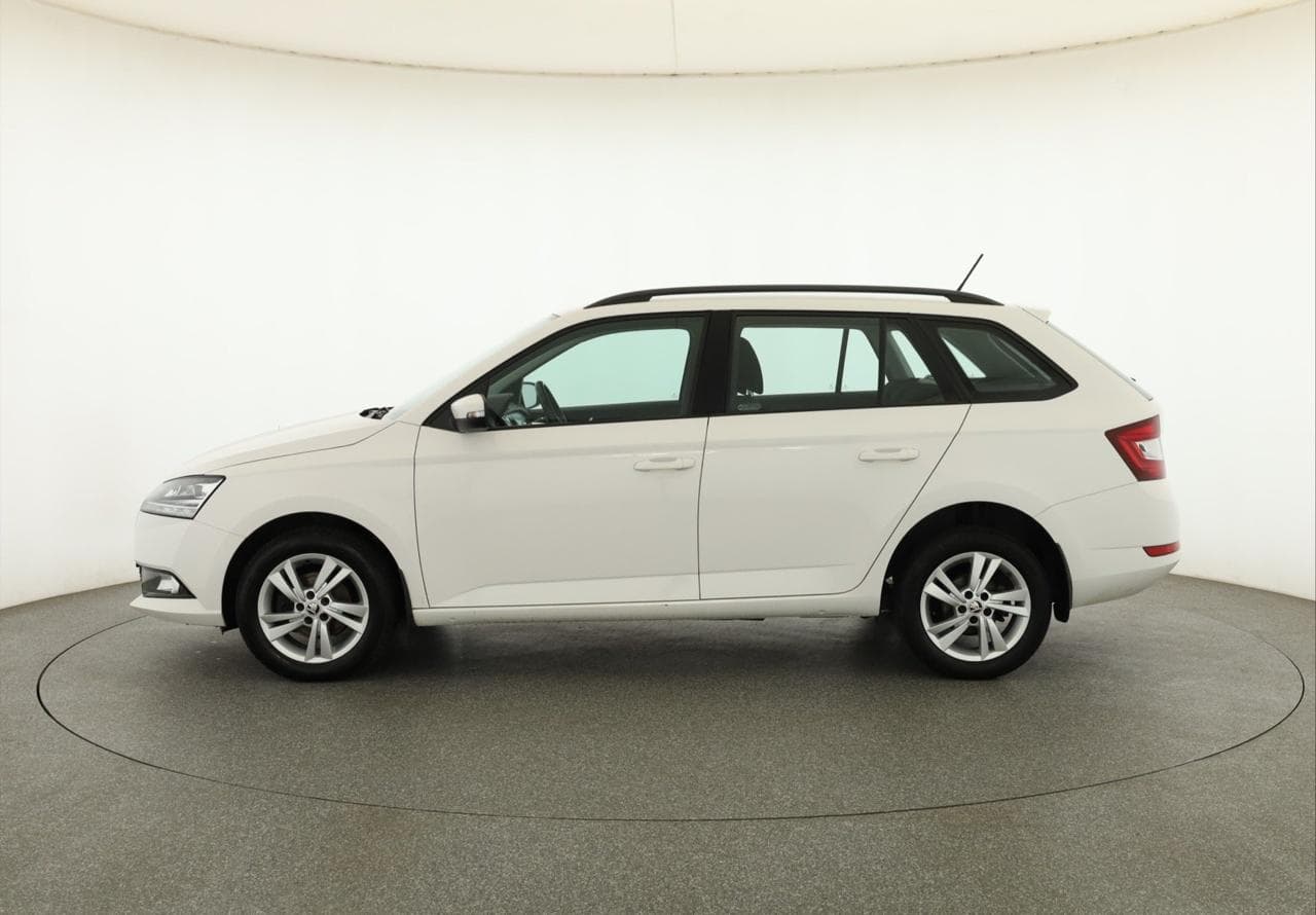 2021 Škoda FABIA - 4