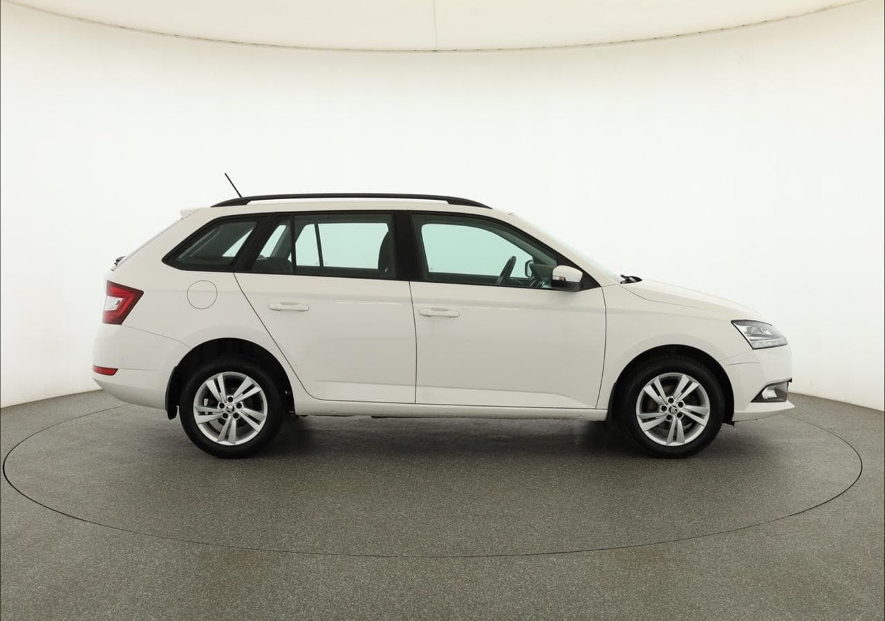 2021 Škoda FABIA - 8