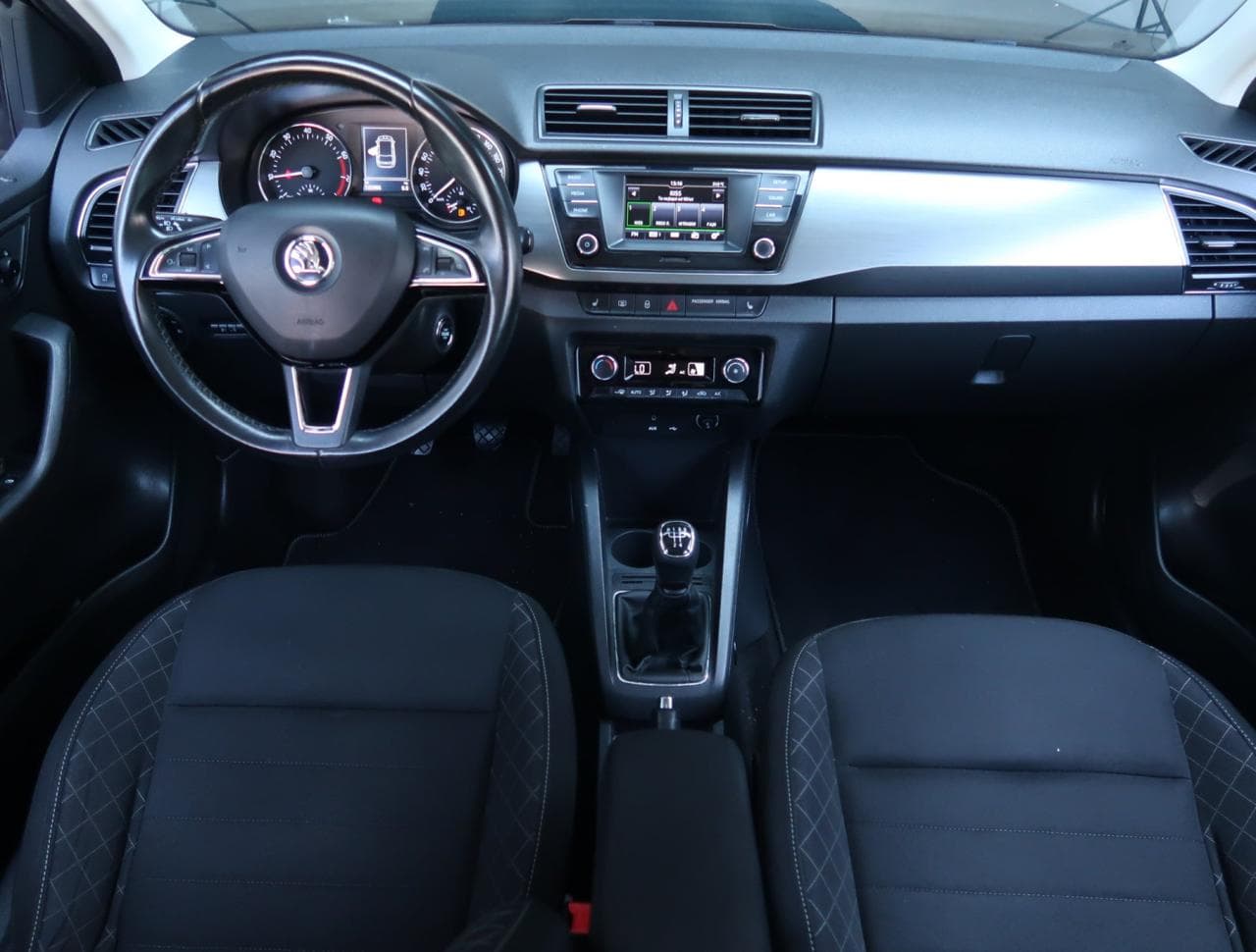 2016 Škoda FABIA - 10