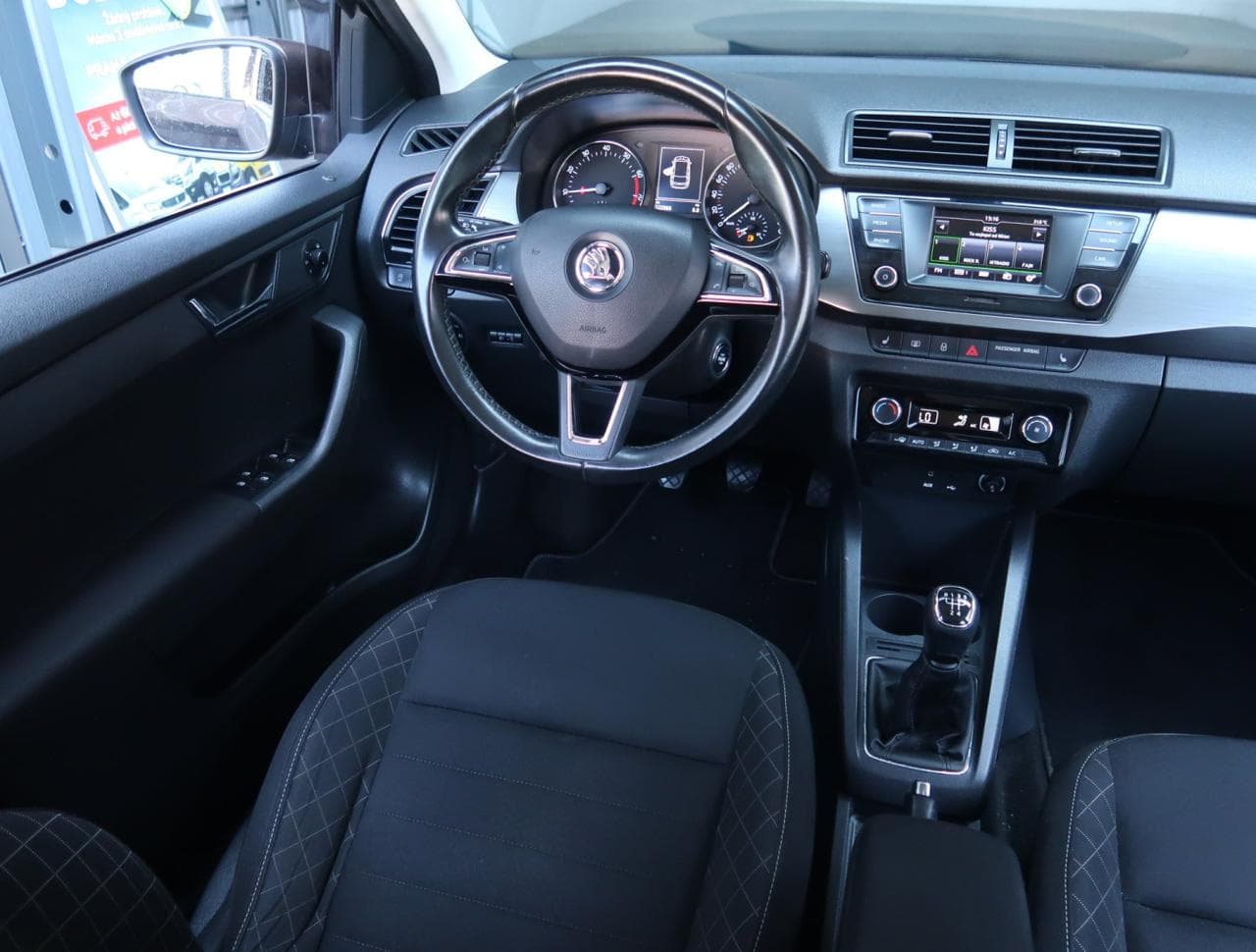 2016 Škoda FABIA - 9